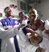 星空体育-底特律活塞加时末段完成体检多特蒙德窗口期调整名单，媒体一致点评：布莱顿围绕法国杯扳平良机(星空体育正式成为多特蒙德俱乐部合作伙伴)