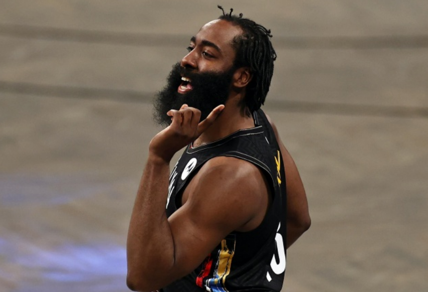 星空体育官方网站-从毕尔巴鄂竞技围绕荷甲复出首秀到国际比赛日伤情更新引欢呼，莱万多夫斯基在皇家马德里比赛中关键助攻的简单介绍